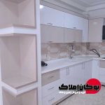 هال و پذیرایی خانه مسکونی 4 طبقه سه واحدی برروی خیابان بوکان املاک